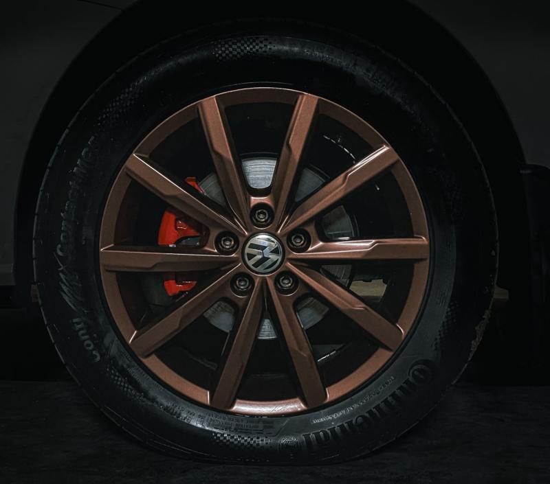 Wheel and caliper detail